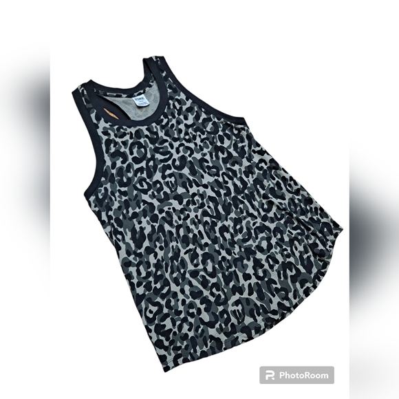 Pink animal print racer back curved hem tank top - Picture 3 of 6
